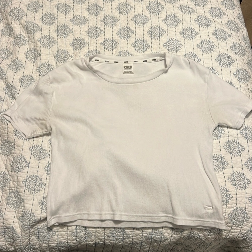 White short sleeve shirts